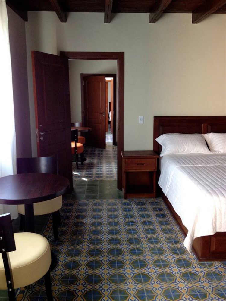 Hotel La Cretonne Les Cayes 外观 照片