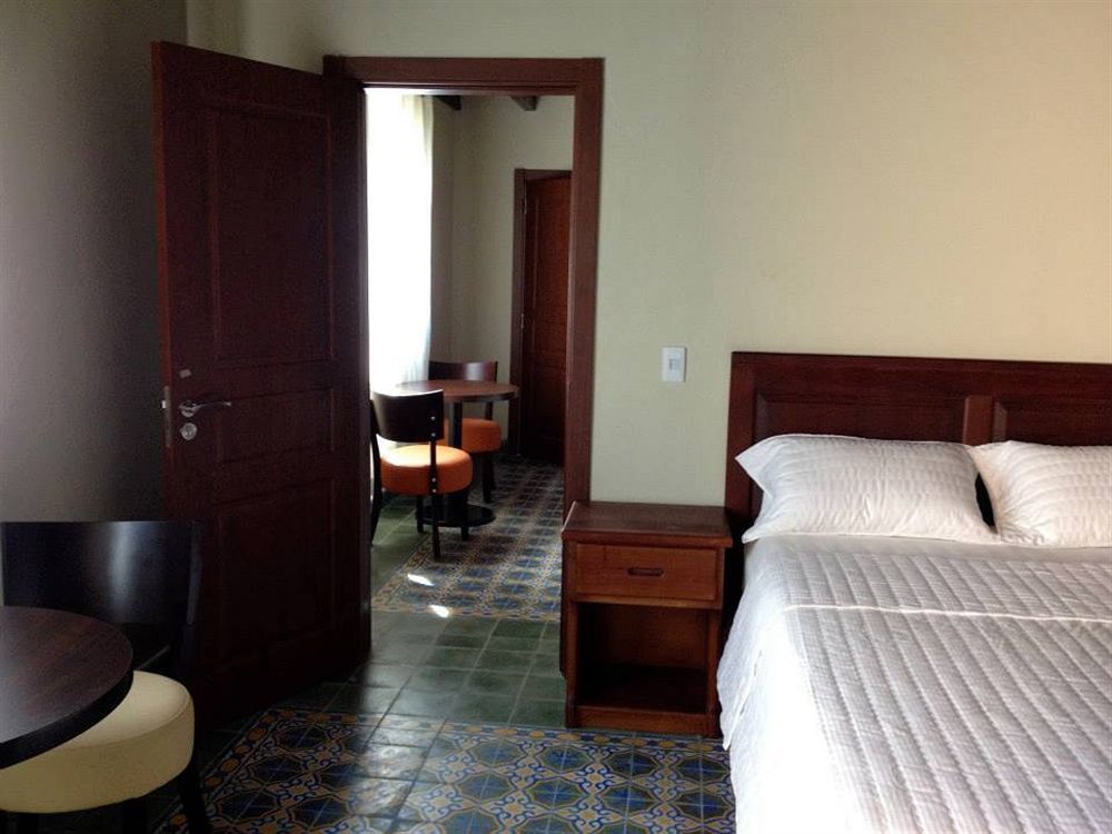Hotel La Cretonne Les Cayes 外观 照片