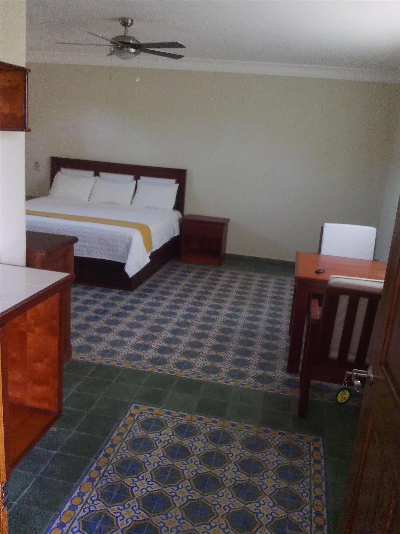 Hotel La Cretonne Les Cayes 外观 照片
