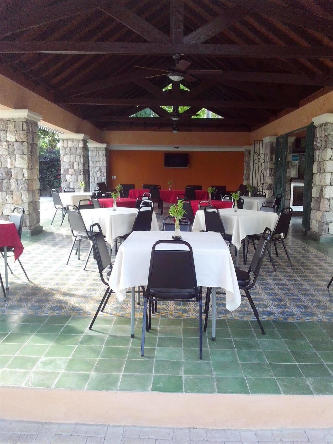 Hotel La Cretonne Les Cayes 外观 照片